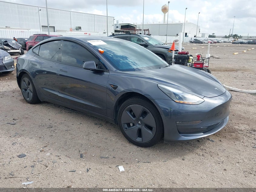 2022 Tesla Model 3 Long Range Dual Motor All-Wheel Drive