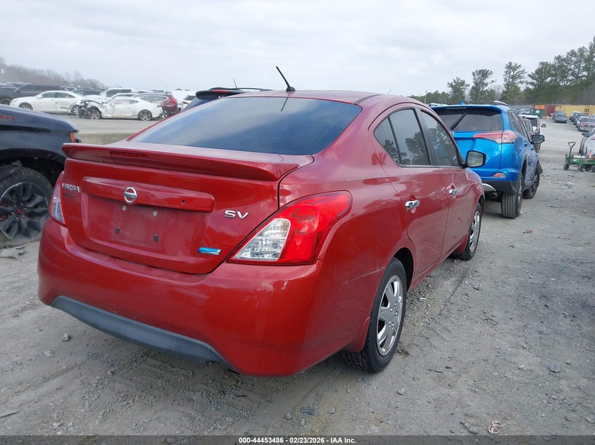 2015 Nissan Versa 1.6 Sv