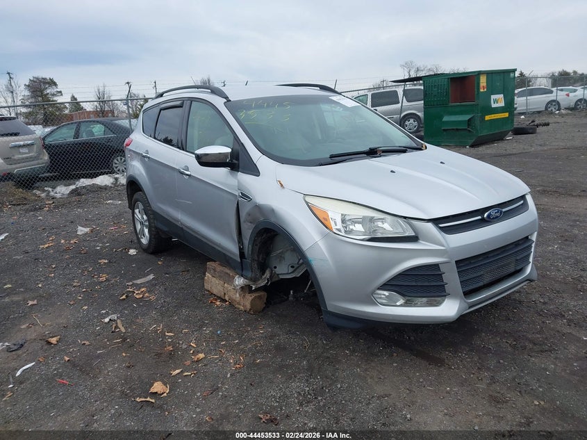 2015 FORD ESCAPE SE