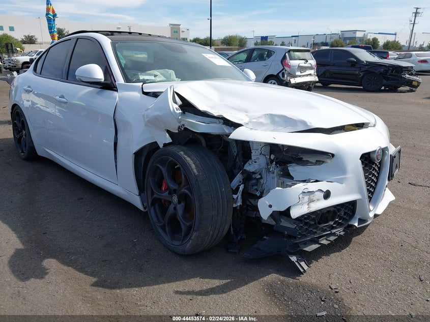 2019 Alfa Romeo Giulia Ti Sport Rwd