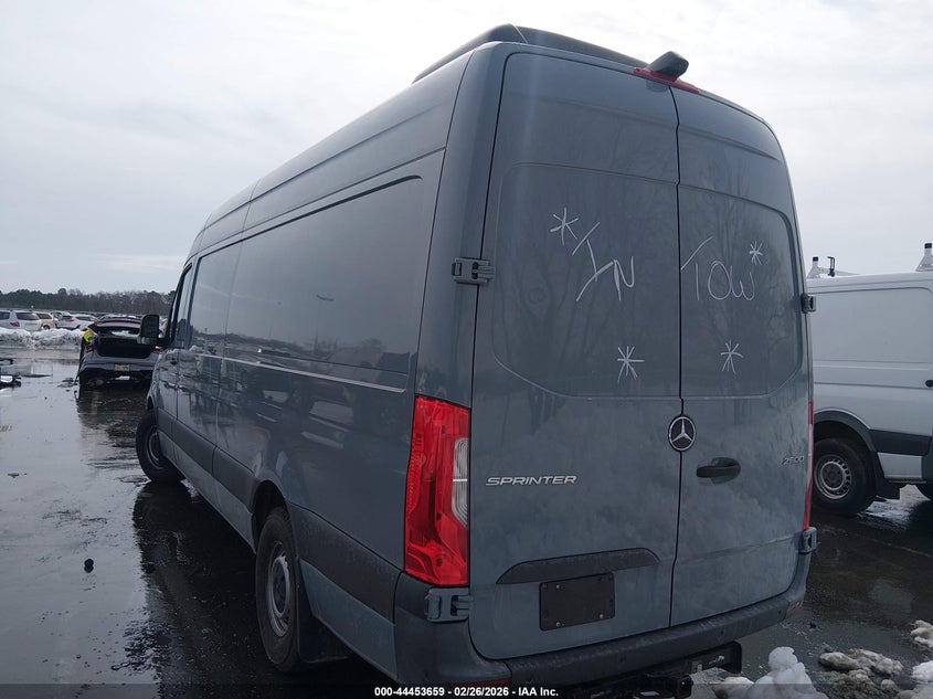 2023 Mercedes-Benz Sprinter 2500 High Roof 4-Cyl Diesel