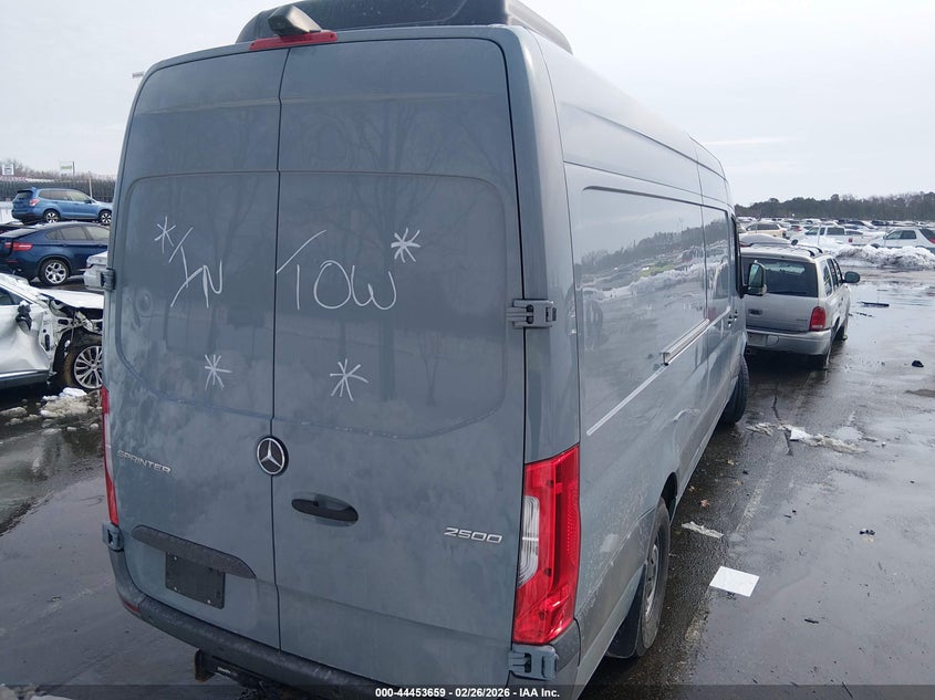 2023 Mercedes-Benz Sprinter 2500 High Roof 4-Cyl Diesel