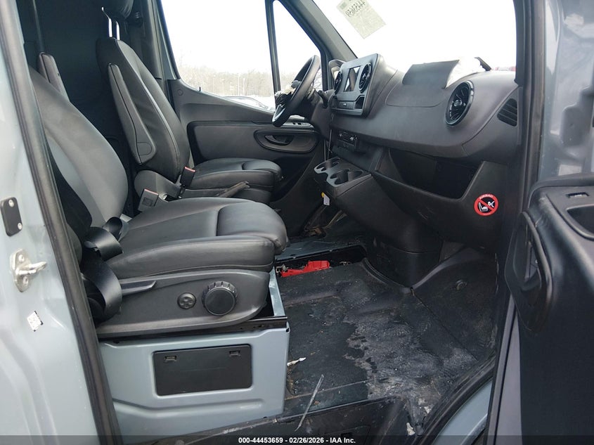 2023 Mercedes-Benz Sprinter 2500 High Roof 4-Cyl Diesel