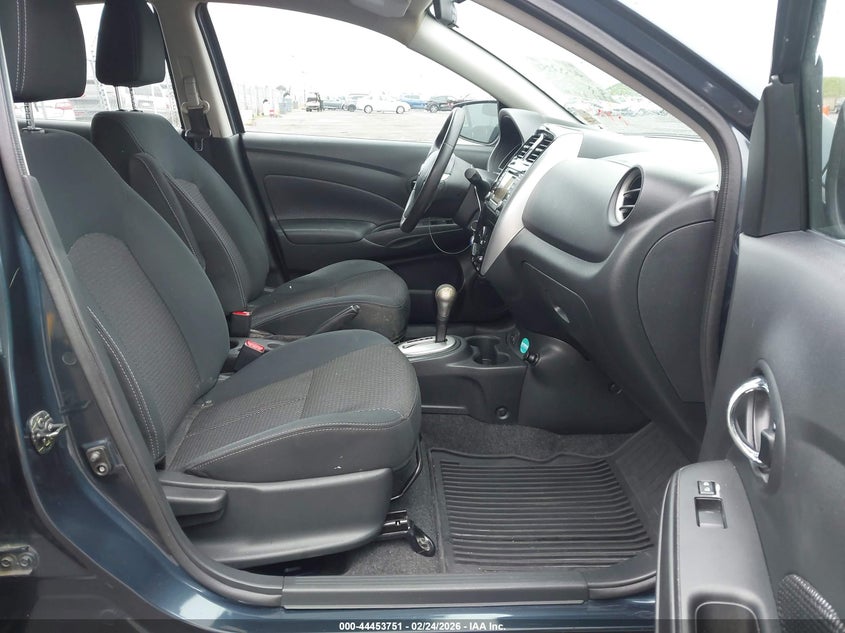 2017 Nissan Versa 1.6 Sv
