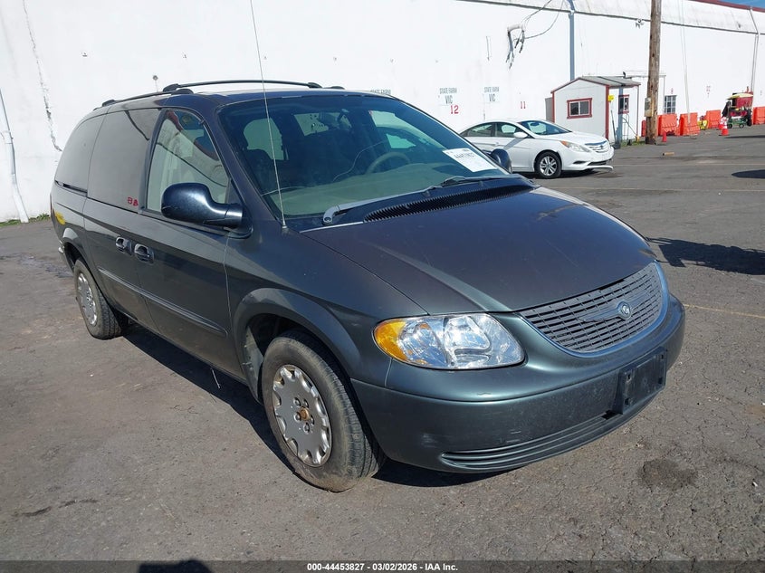 2003 Chrysler Town & Country Lx