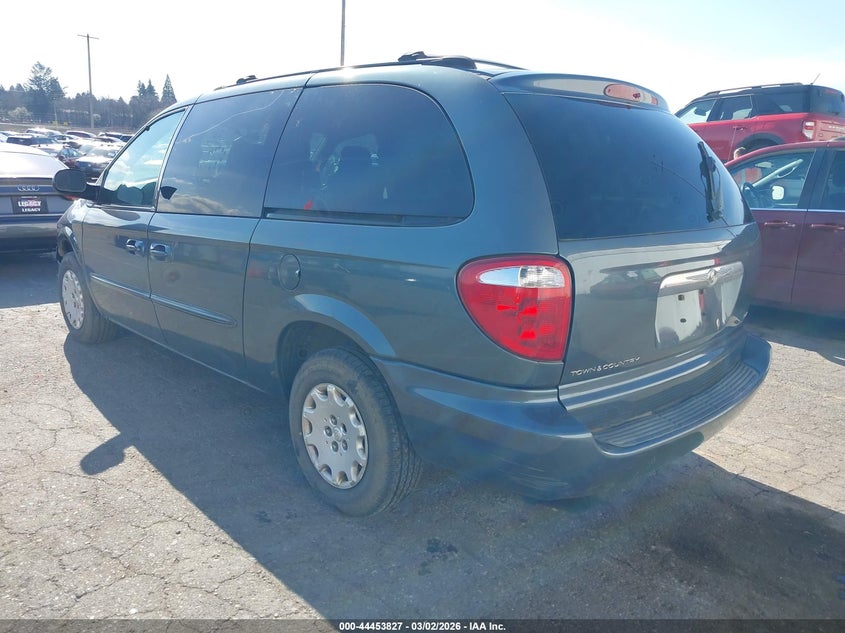 2003 Chrysler Town & Country Lx
