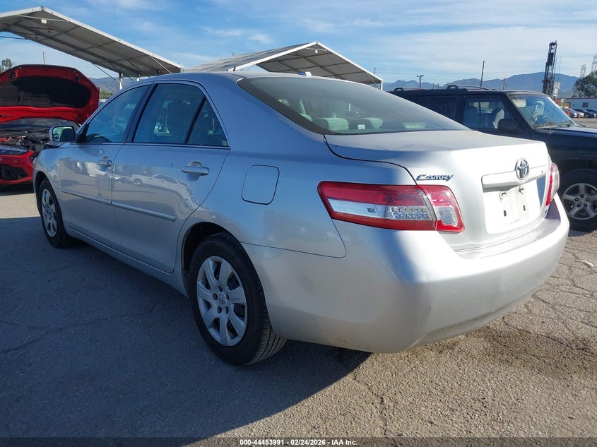 2011 Toyota Camry Le