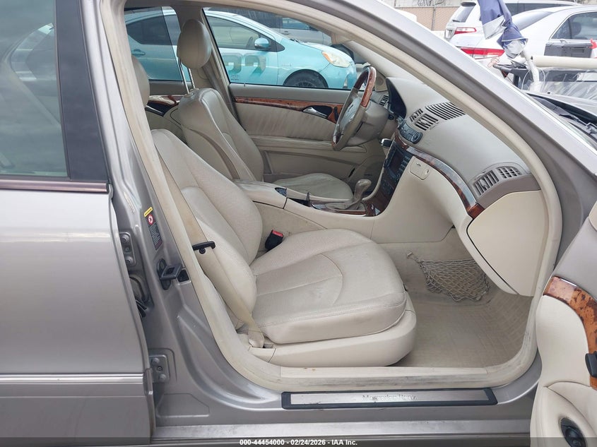 2004 Mercedes-Benz E 320