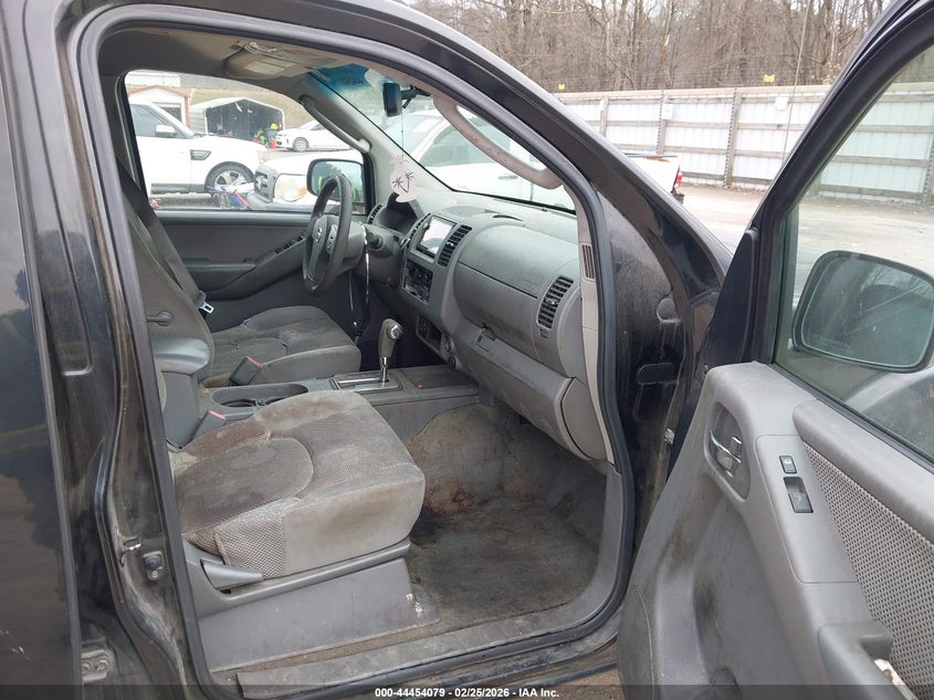 2006 Nissan Frontier Le