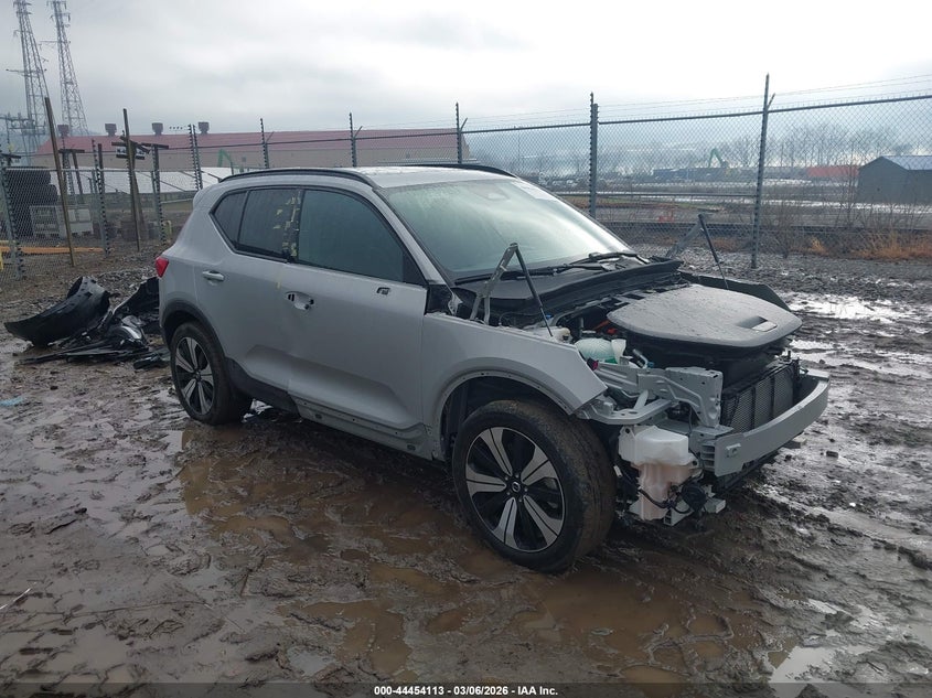 2023 Volvo Xc40 Recharge Pure Electric Twin Plus