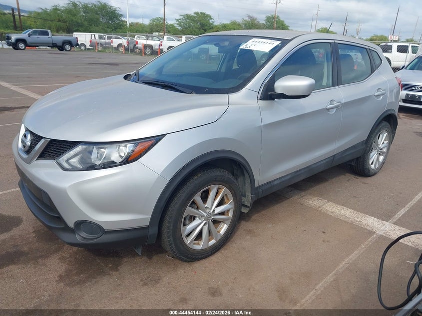 2017 Nissan Rogue Sport S