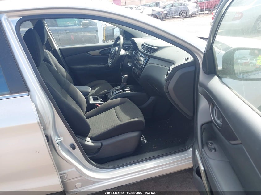 2017 Nissan Rogue Sport S