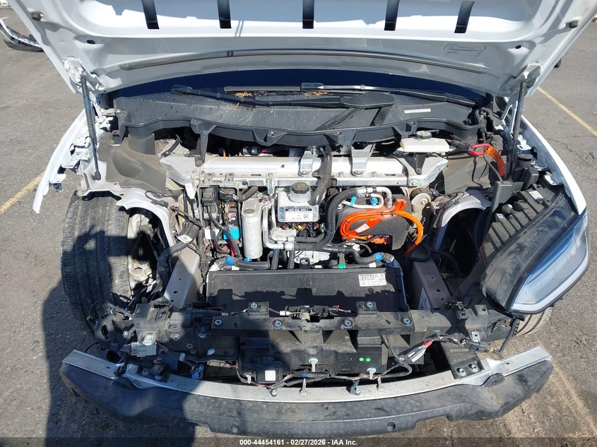 2022 Tesla Model X Dual Motor All-Wheel Drive VIN: 7SAXCBE50NF362668 Lot: 44454161