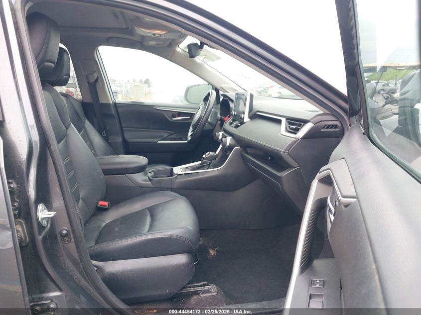 2020 Toyota Rav4 Xle Premium