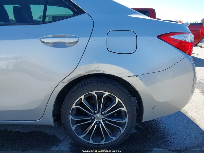 2015 TOYOTA COROLLA auction photo 6