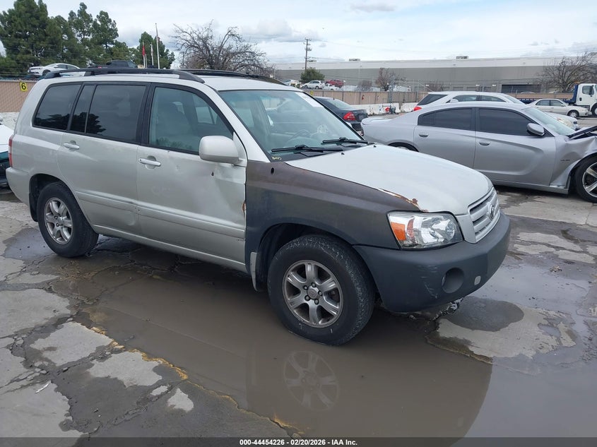 2004 Toyota Highlander V6