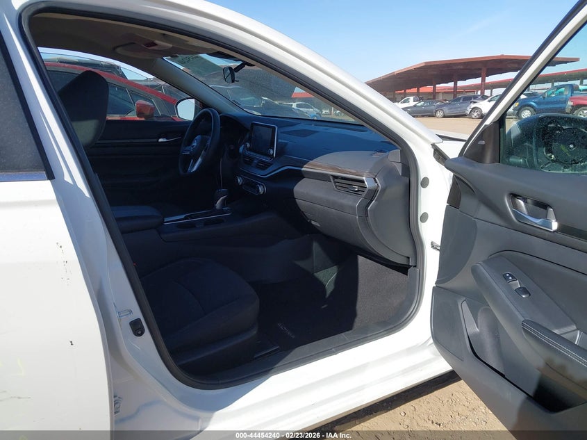 2025 Nissan Altima Sv Fwd