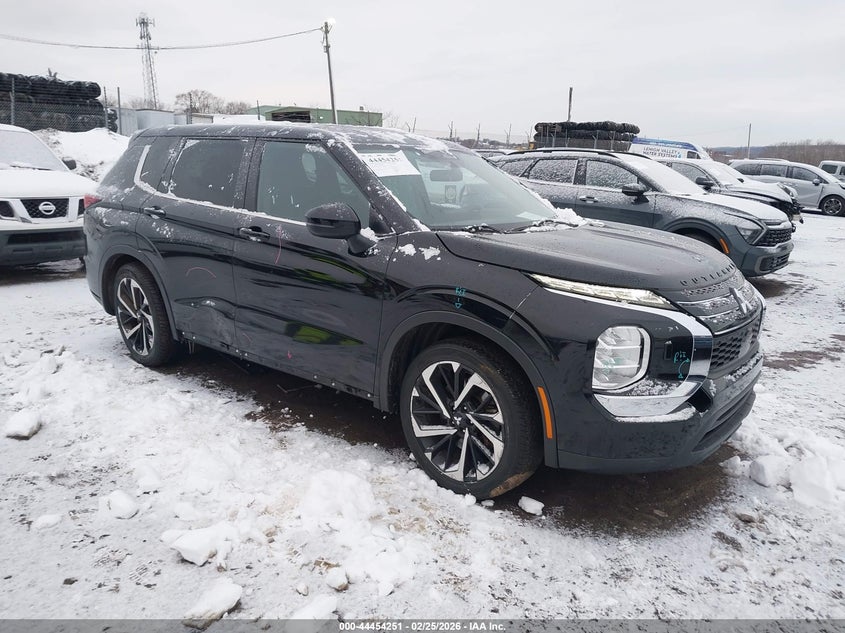 2022 Mitsubishi Outlander Es 2.5 S-Awc