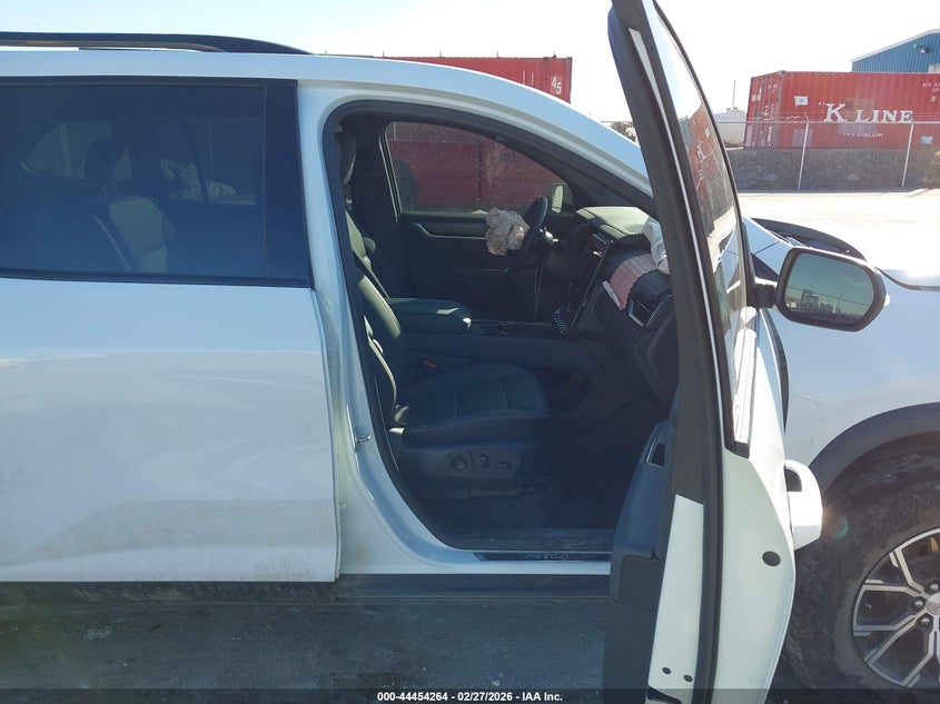 2024 GMC Acadia Awd At4