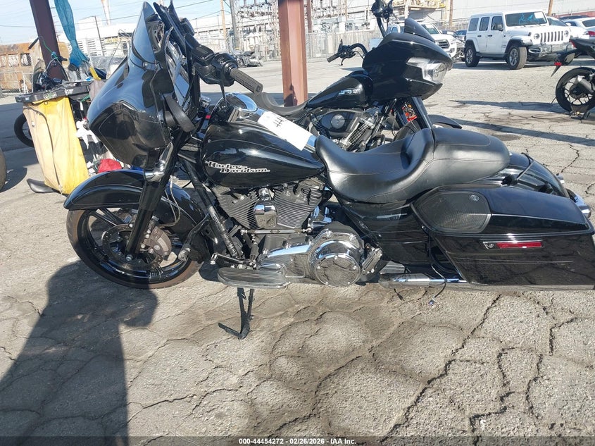 2015 Harley-Davidson Flhxs Street Glide Special VIN: 1HD1KRM30FB697530 Lot: 44454272