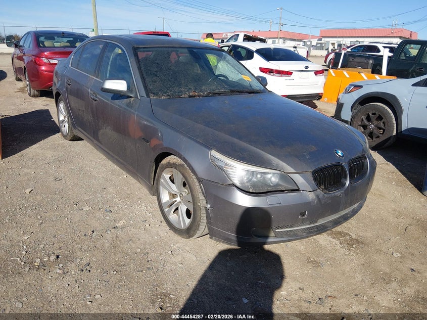 2010 BMW 528I