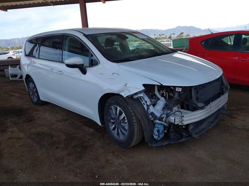 2023 Chrysler Pacifica Hybrid Touring L