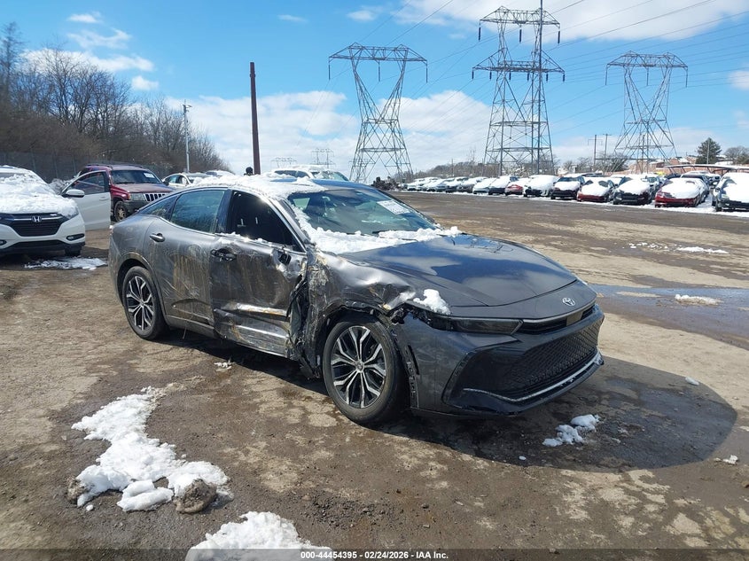 2023 Toyota Crown Xle
