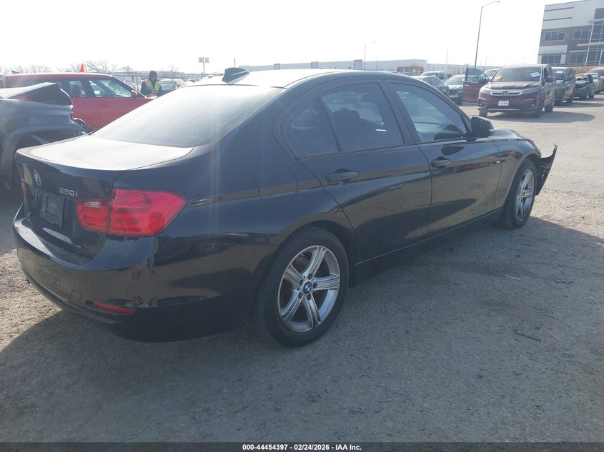 2015 BMW 320I