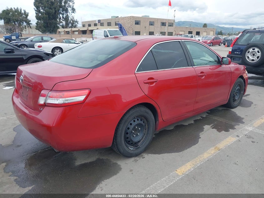2011 Toyota Camry Le