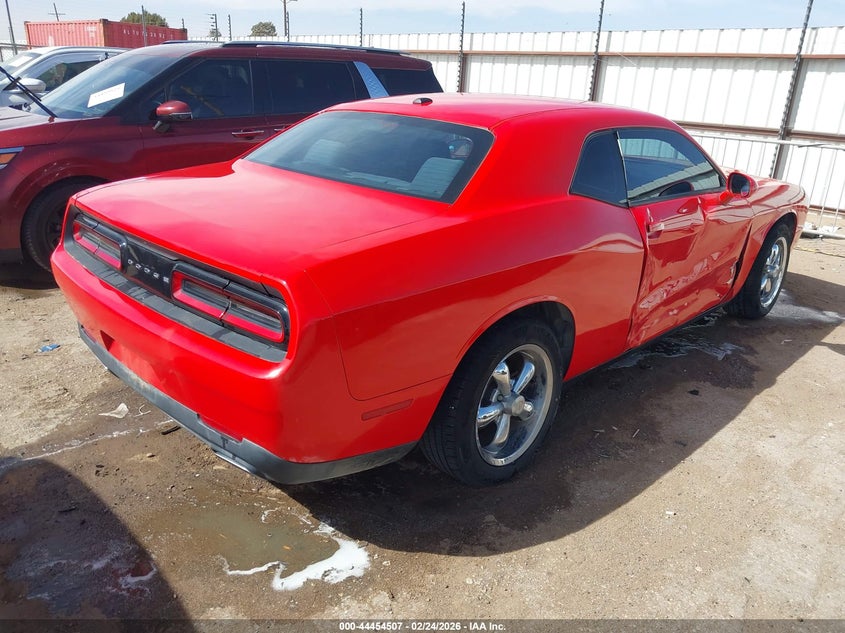 2016 Dodge Challenger Sxt