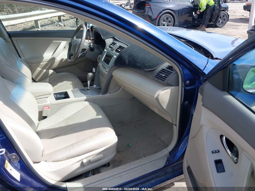 2009 Toyota Camry Hybrid