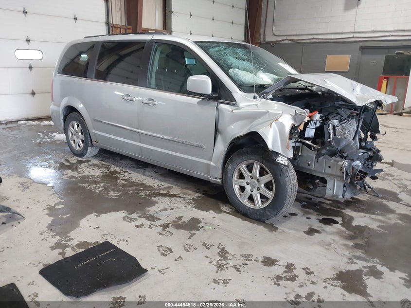 2012 Chrysler Town & Country Touring