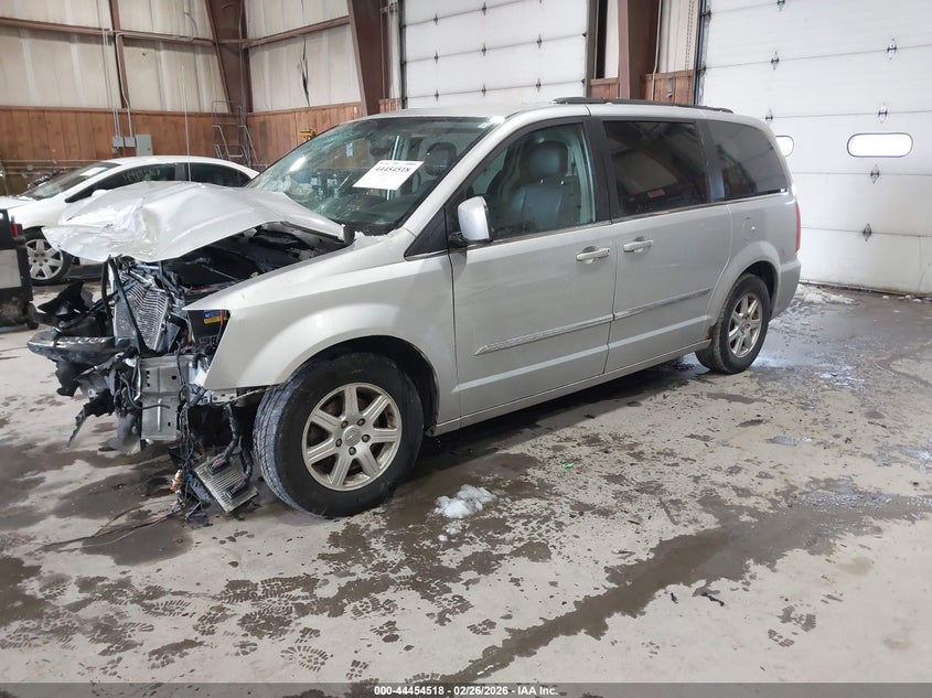 2012 Chrysler Town & Country Touring