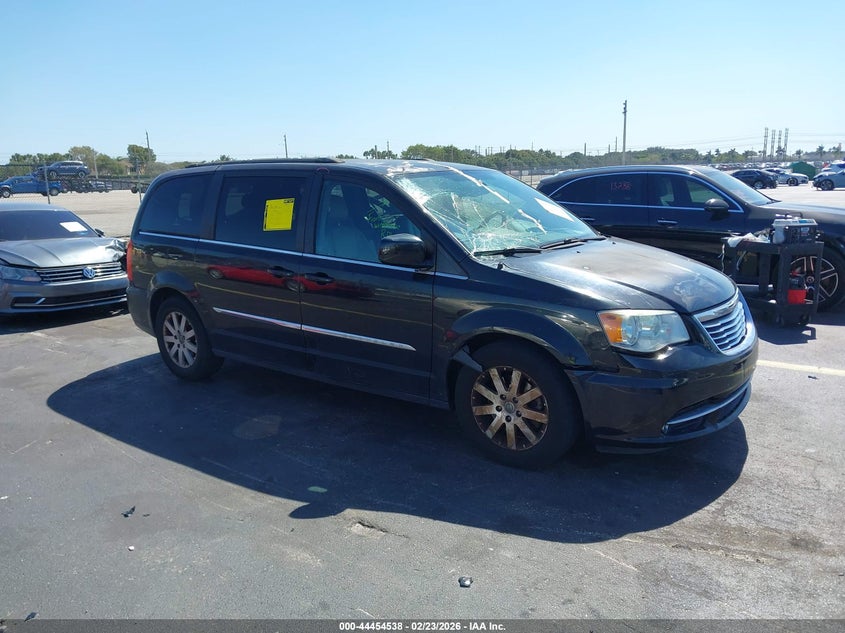 2015 Chrysler Town & Country Touring