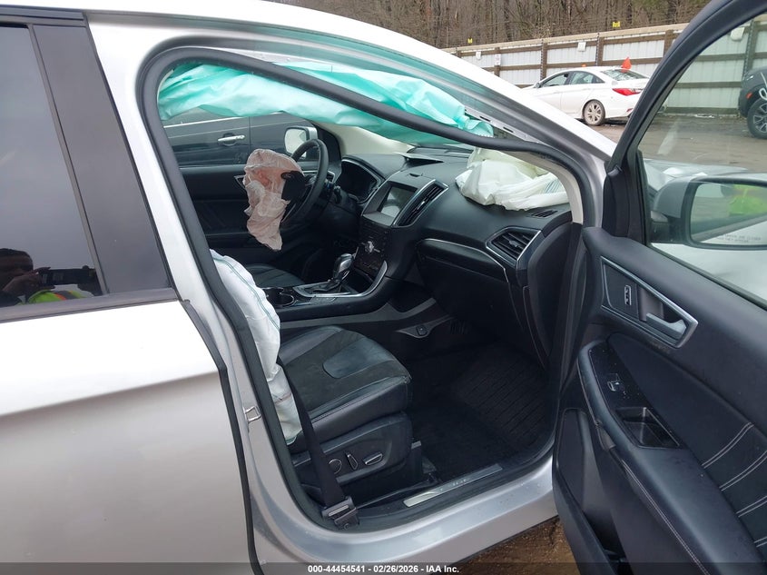 2018 Ford Edge Sport