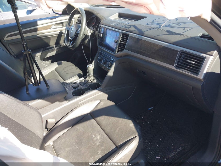 2019 Volkswagen Atlas 3.6L V6 Se W/Technology