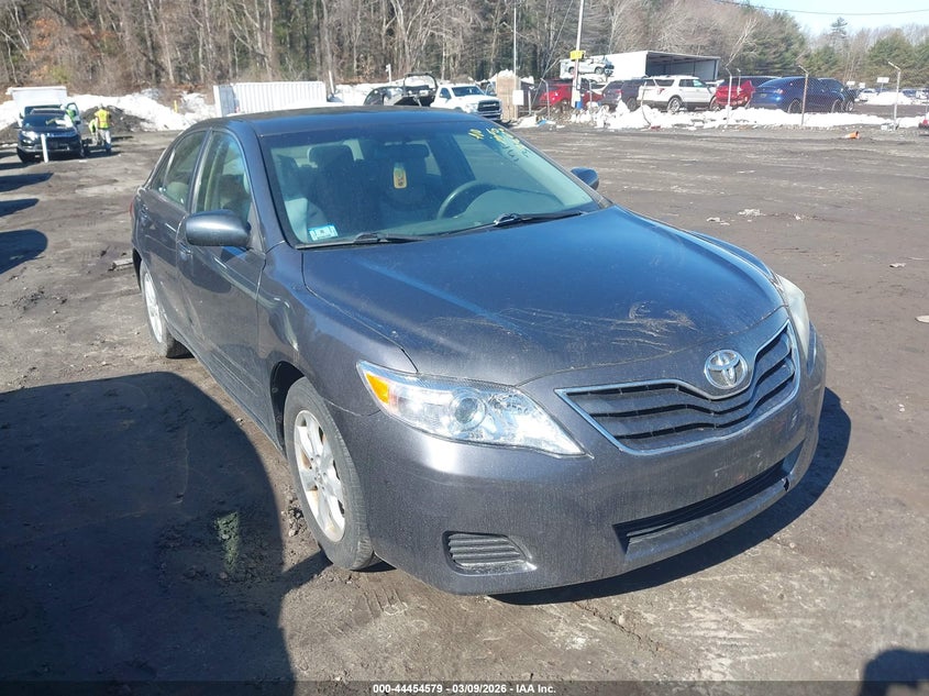 2011 Toyota Camry Le