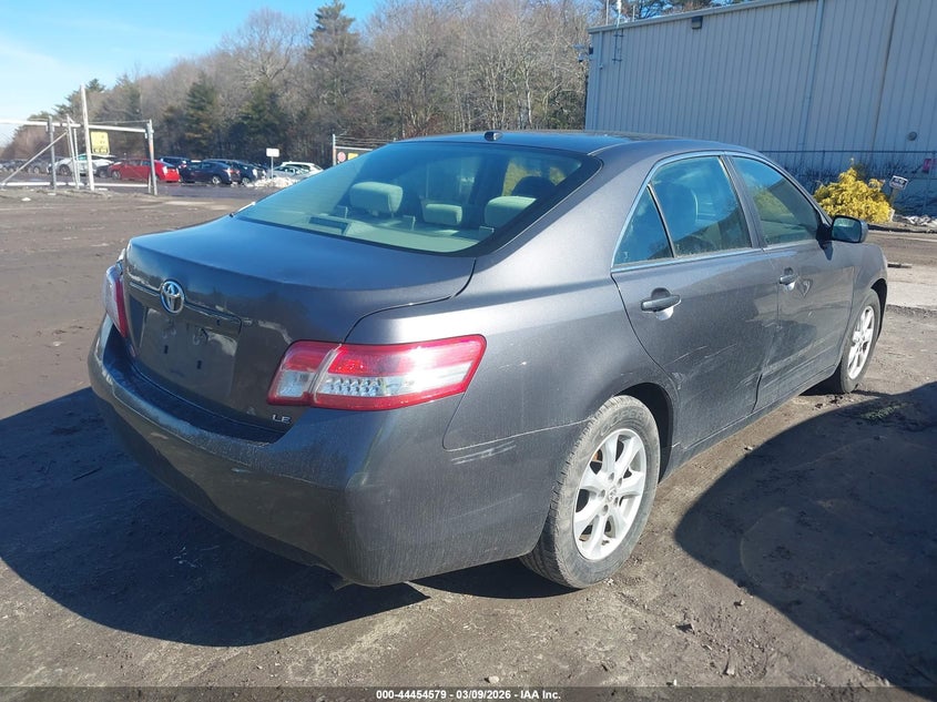 2011 Toyota Camry Le