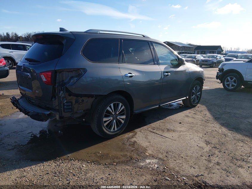 2019 Nissan Pathfinder Sv
