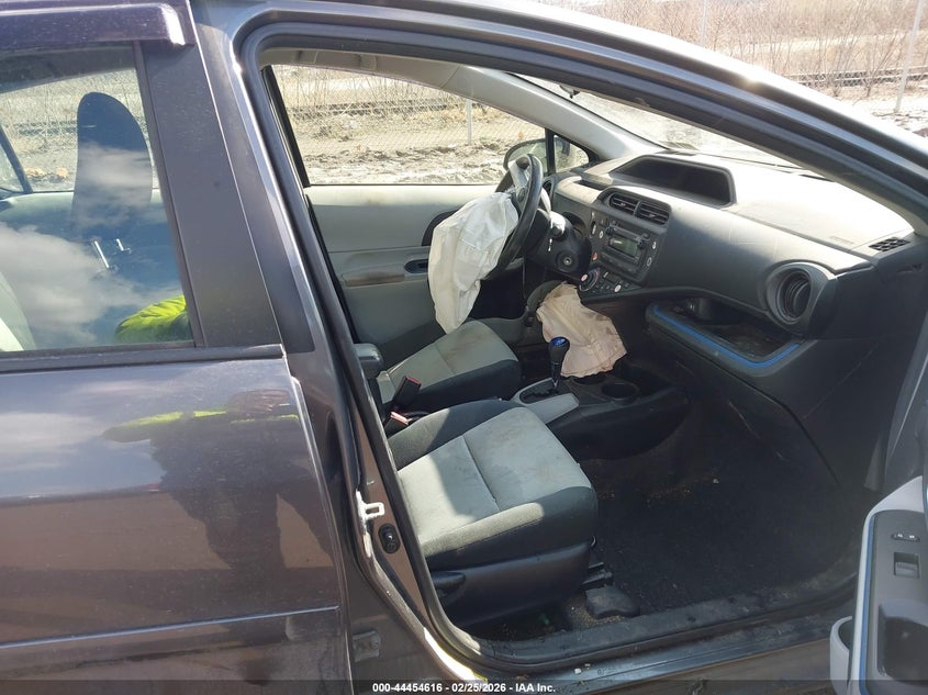 2013 Toyota Prius C Two