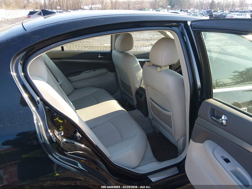 2012 INFINITI G37X auction photo 8