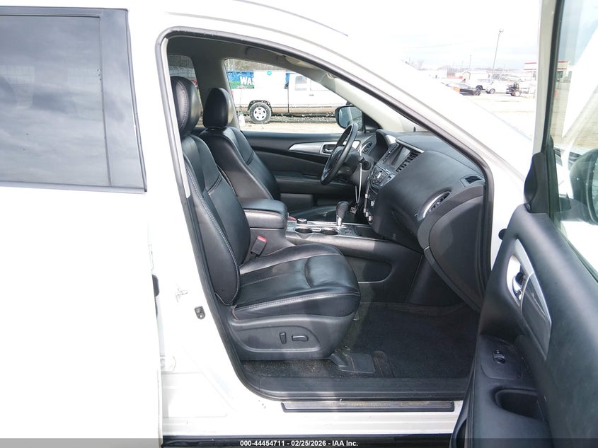 2019 Nissan Pathfinder Sl