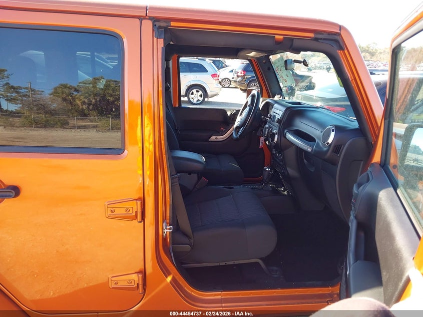 2011 Jeep Wrangler Unlimited Sahara