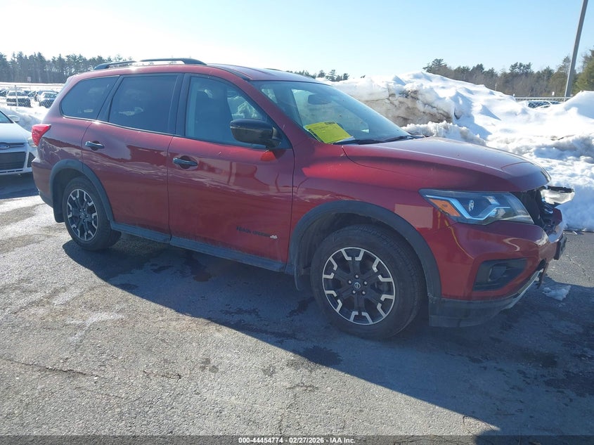 2019 Nissan Pathfinder Sv