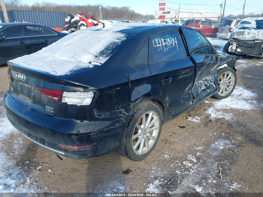 2018 AUDI A3 auction photo 4