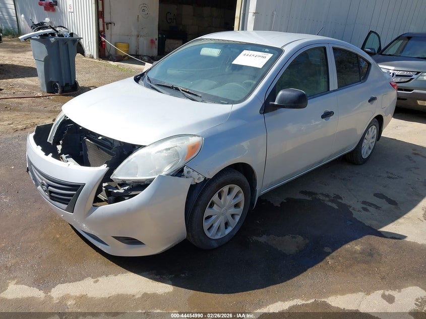 2014 Nissan Versa 1.6 S+