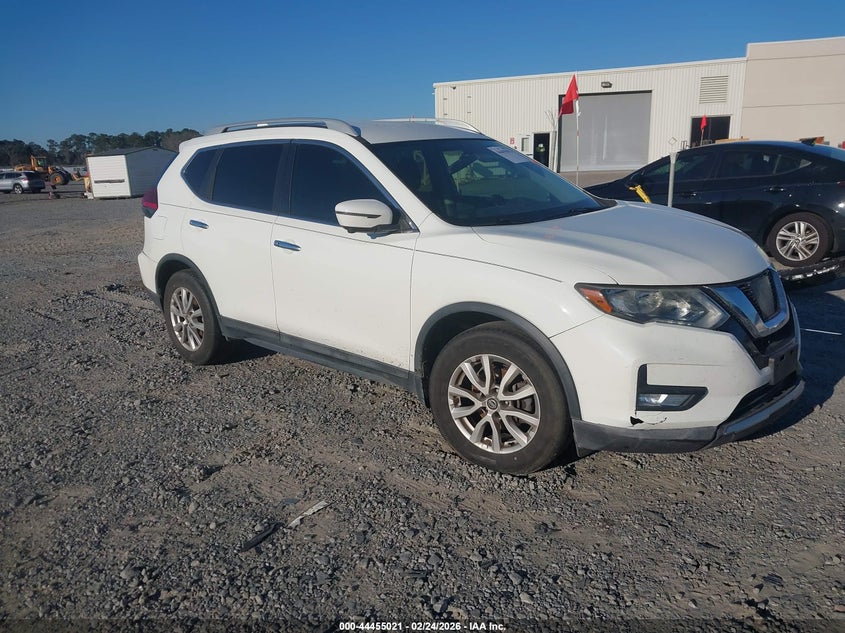 2017 Nissan Rogue Sv