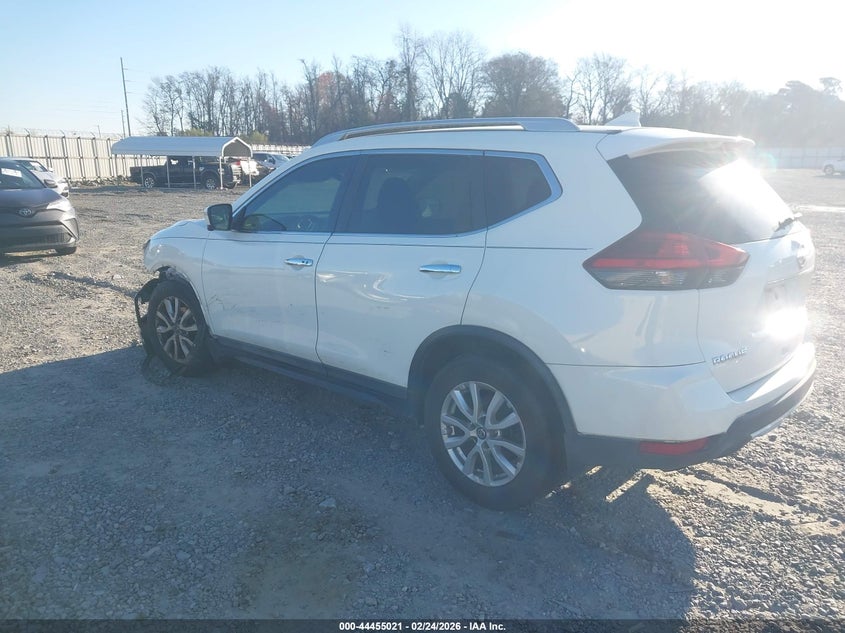 2017 Nissan Rogue Sv
