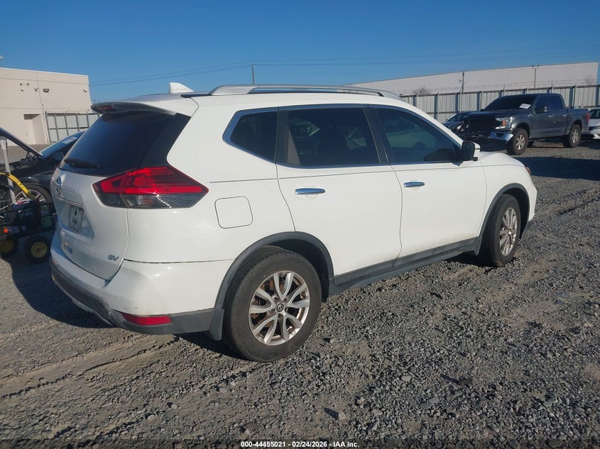 2017 Nissan Rogue Sv