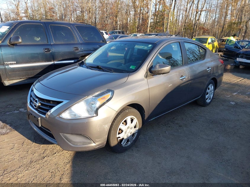 2015 Nissan Versa 1.6 Sv